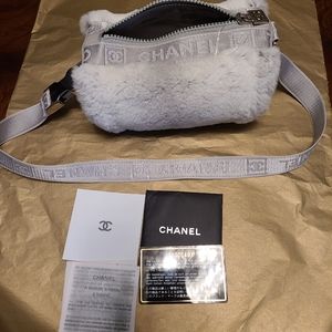 CHANEL RABBIT FUR TUBE PURSE GREY WITH BUCKLE AND AUTHENTICITY CARDS